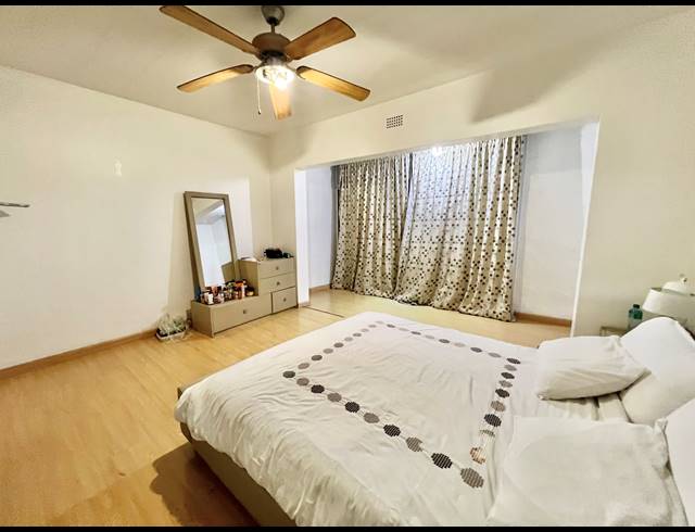 2 BEDROOM SECTIONAL TITLE FOR SALE IN BEDFORD GARDENS